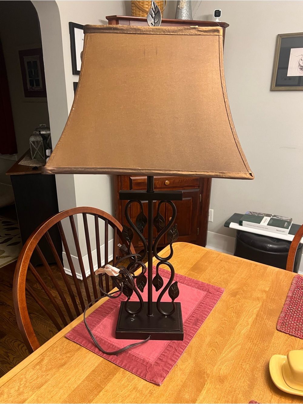 Longaberger Brown Metal Leaf Table Lamp with Tan Shade